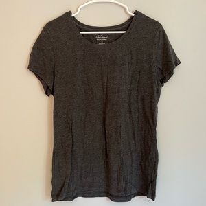 Grey Banana Republic T-shirt, size medium